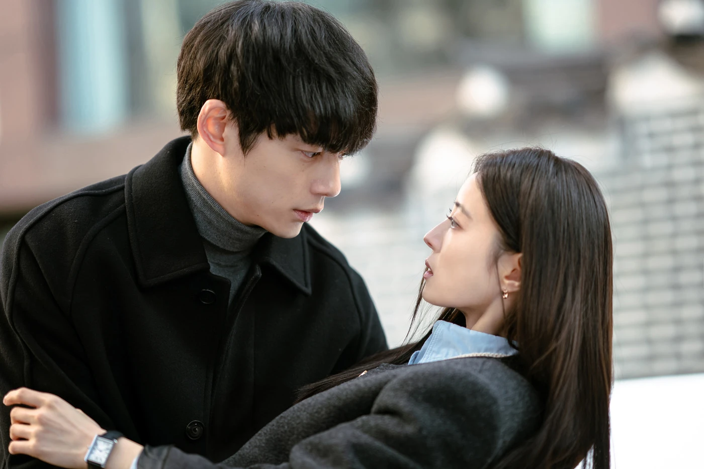 Lee Se-Young, Kentaro Sakaguchi