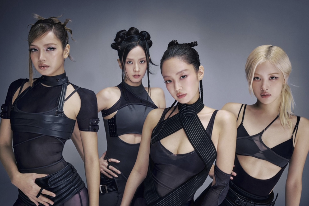 BLACKPINK <JUMP>